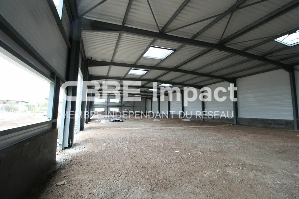 Vente Local d'activités 214 m² - Photo 1