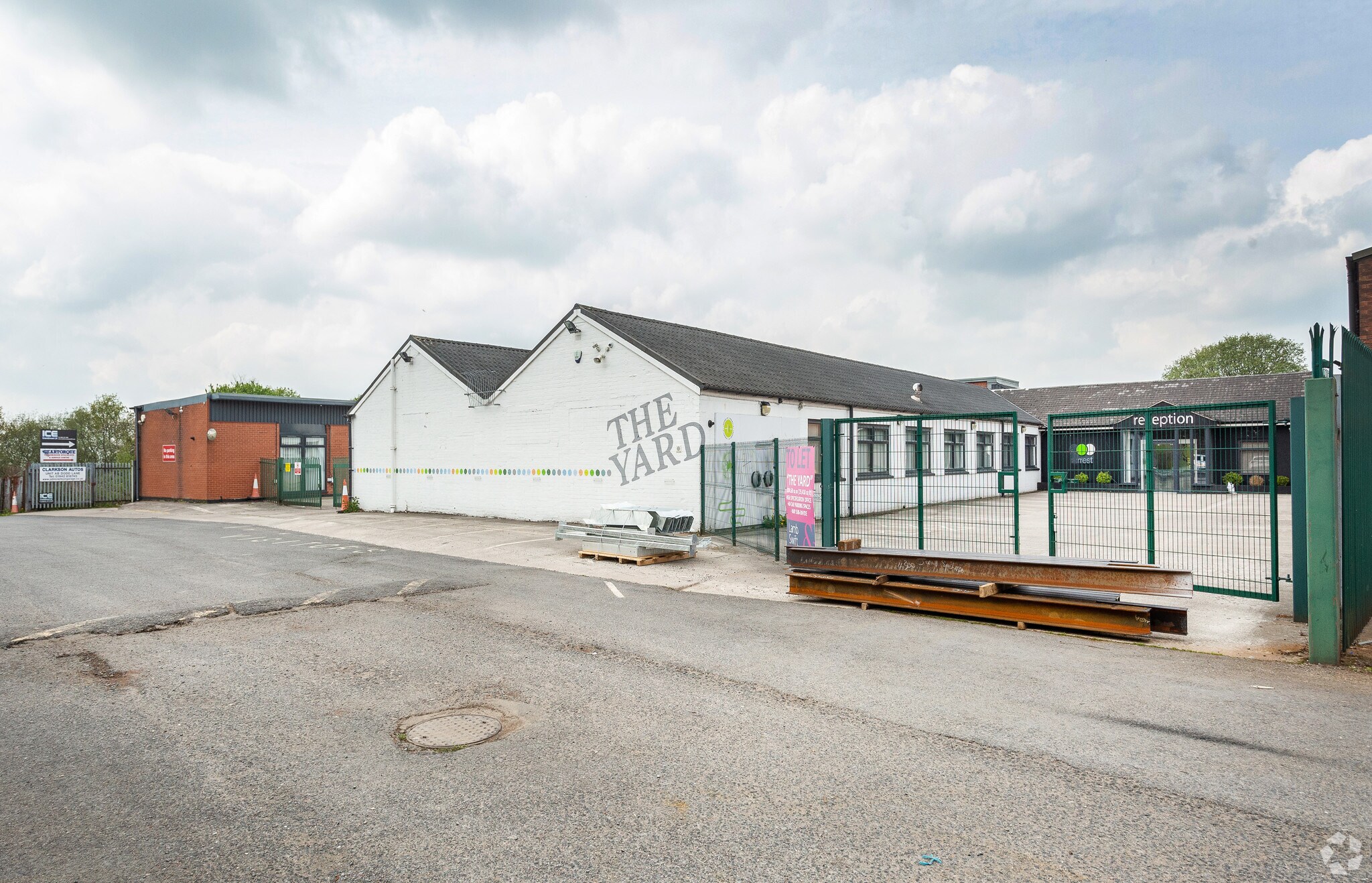 Dodd Ln, Bolton for sale Primary Photo- Image 1 of 1