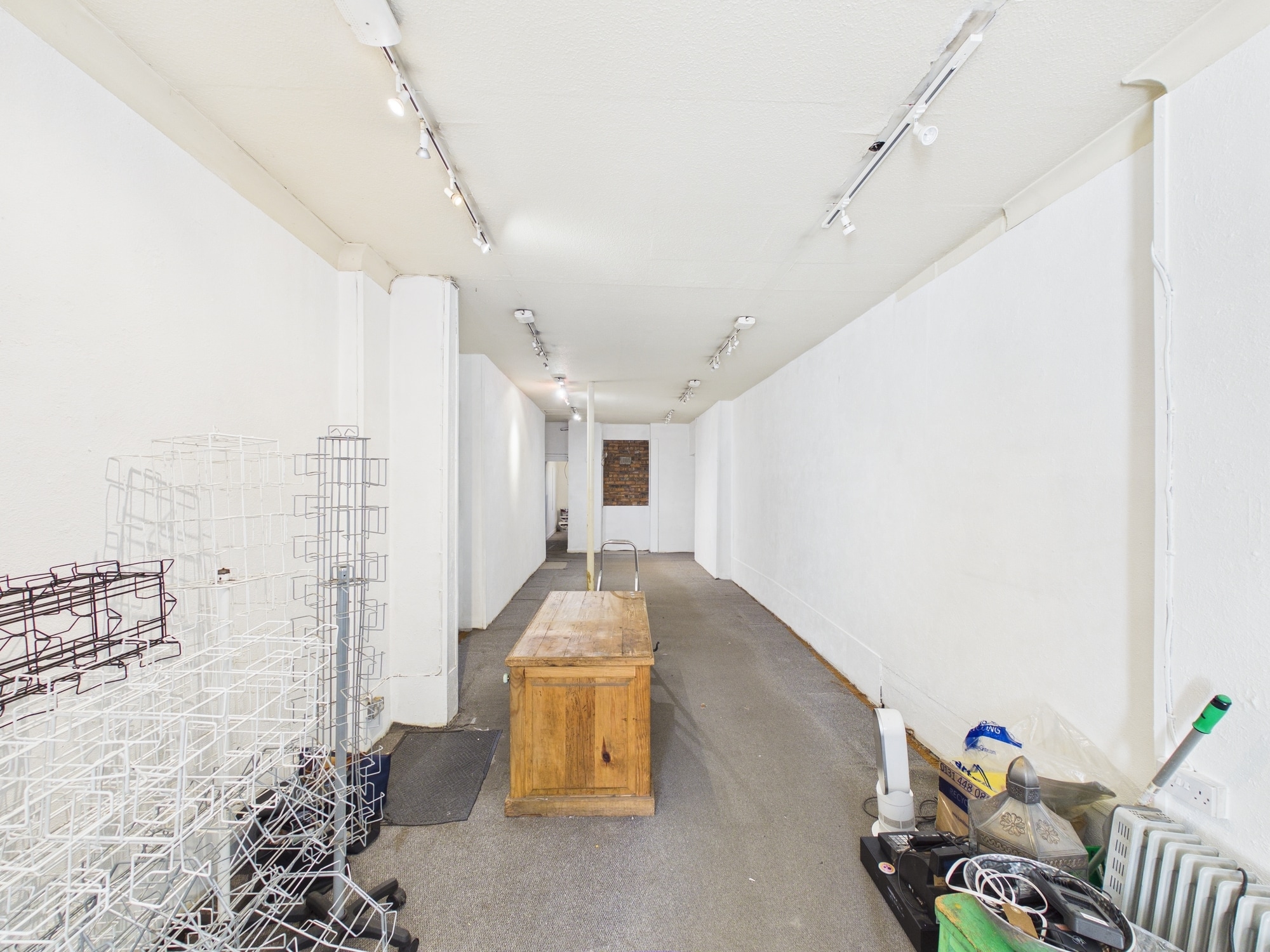 56 Raeburn Pl, Edinburgh to rent Interior Photo- Image 1 of 4