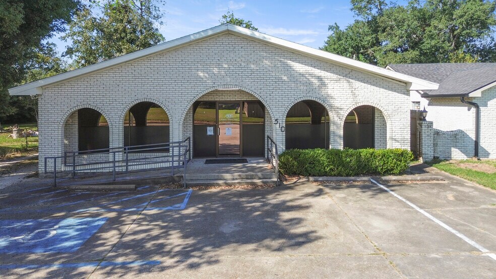 510 W 18th St, Lake Charles, LA for sale - Building Photo - Image 2 of 7