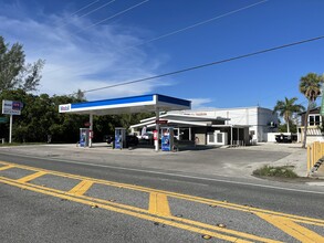 3015 Gulf Dr, Holmes Beach, FL for sale Building Photo- Image 1 of 3