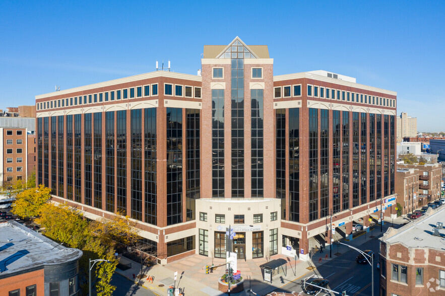 3000 N Halsted St, Chicago, IL for sale - Primary Photo - Image 1 of 1