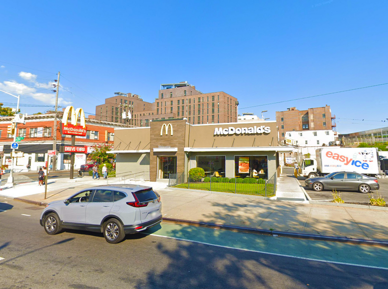 21-41 Mott Ave, Far Rockaway, NY for sale - Building Photo - Image 1 of 1