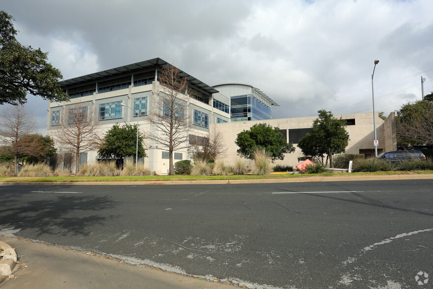 708 E 12th St, Austin, TX for sale - Primary Photo - Image 1 of 1