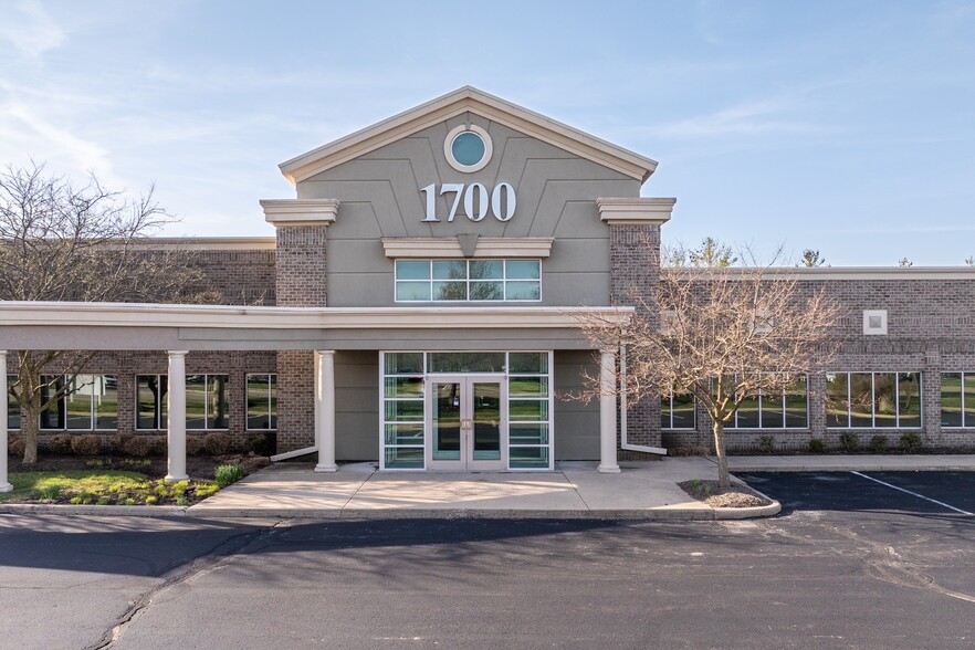 1700 Lyons Rd, Washington Township, OH for rent - Building Photo - Image 1 of 11