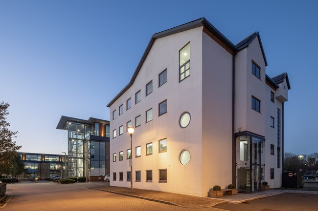 More details for Kingsbury Cres, Staines - Office to Rent