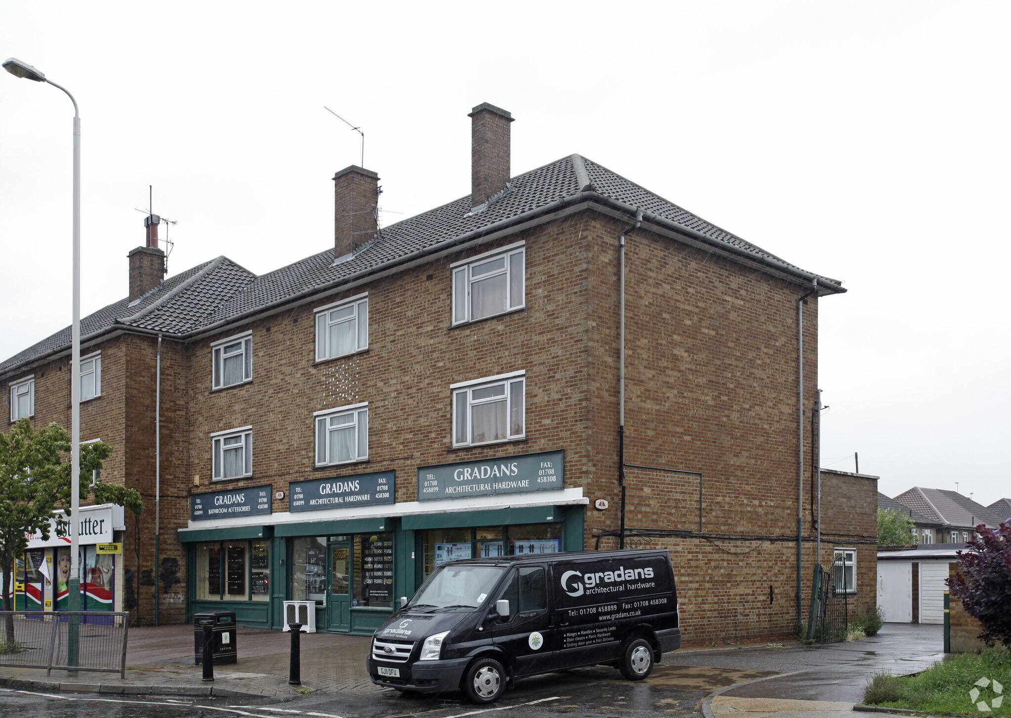 101-105 Balgores Ln, Romford for sale Primary Photo- Image 1 of 1