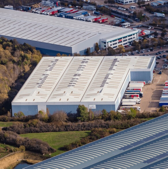 Badgers Rise, Bedford for sale - Building Photo - Image 1 of 1