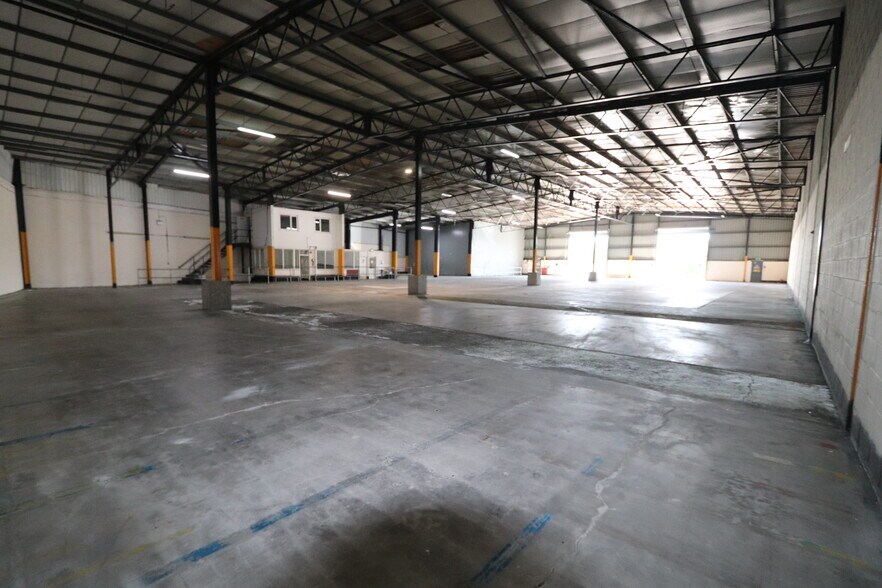 A30 Quarry Crescent, Launceston to rent - Building Photo - Image 2 of 12