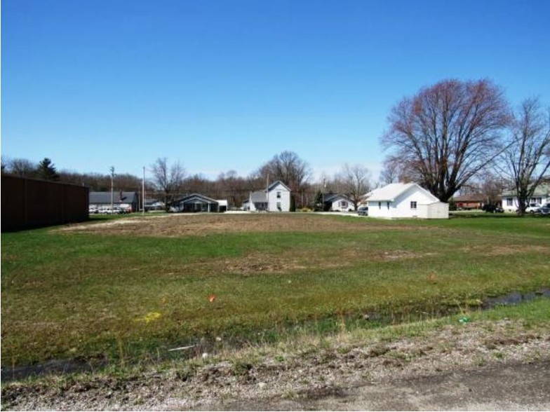 901 N Main St, Milan, IN for sale - Primary Photo - Image 1 of 4