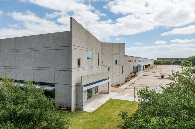 More details for 12900 W Airport Blvd, Sugar Land, TX - Industrial to Rent