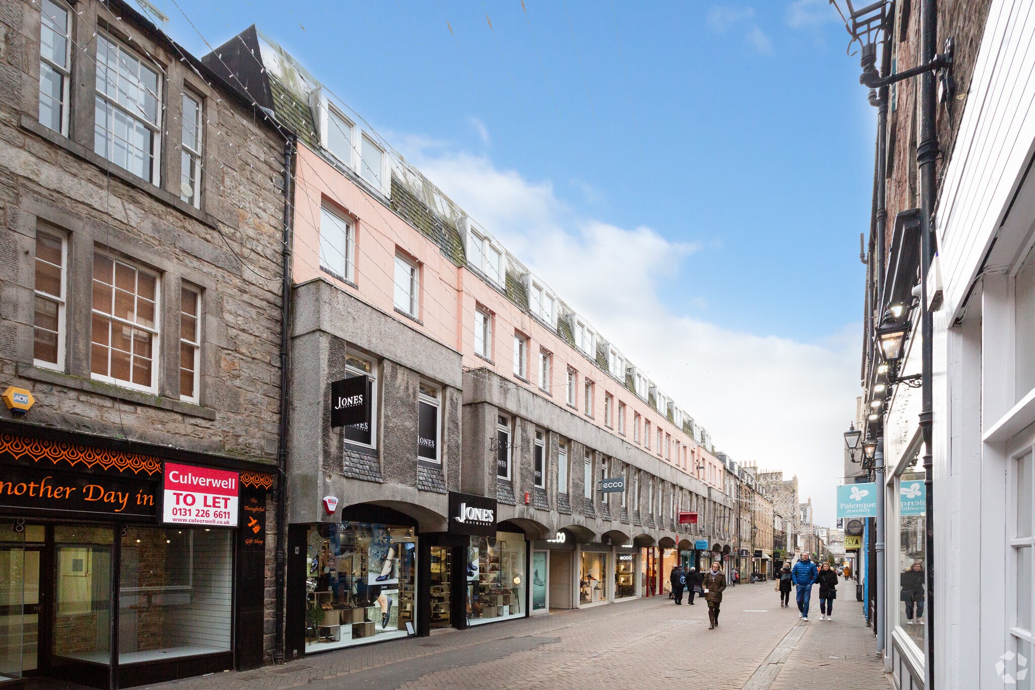 118-136 Rose St, Edinburgh for sale Primary Photo- Image 1 of 1