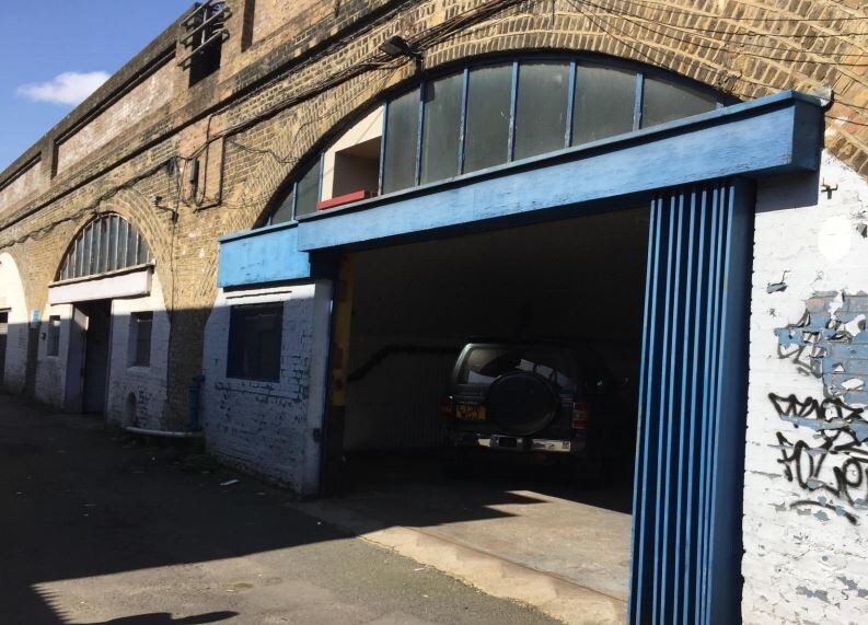 New Kings Road, London for sale Primary Photo- Image 1 of 1