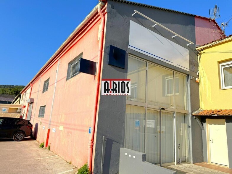 Retail in Hyeres to rent - Building Photo - Image 3 of 7