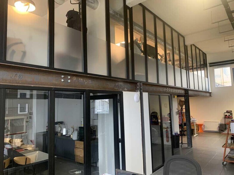 Office in Bègles to rent - Interior Photo - Image 2 of 6