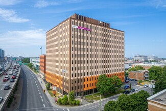 More details for 255 Boul Crémazie E, Montréal, QC - Office, Light Industrial to Rent