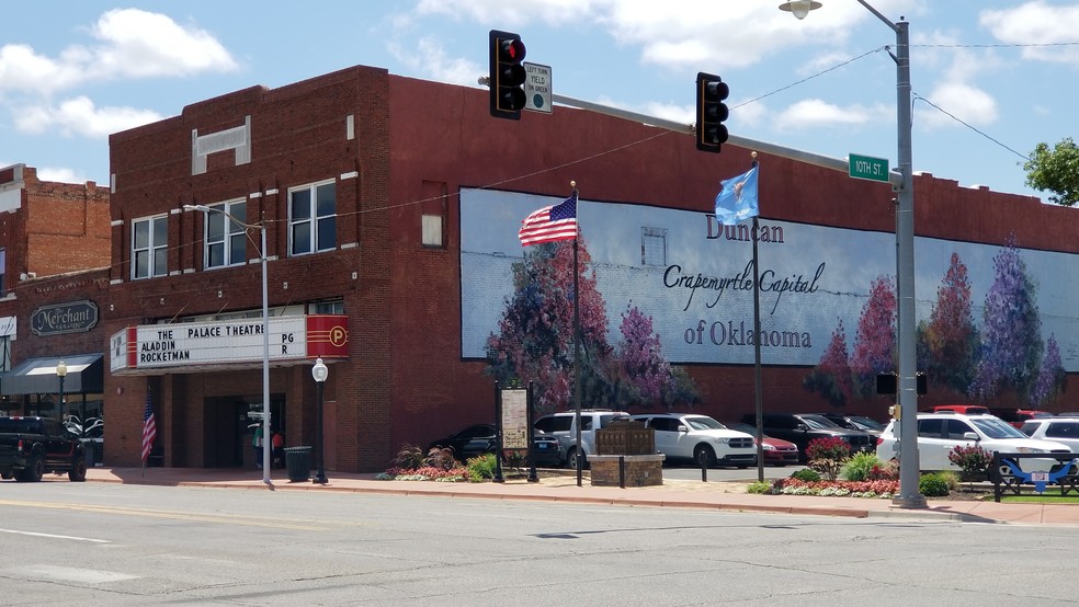 926 W Main St, Duncan, OK for sale - Primary Photo - Image 1 of 1