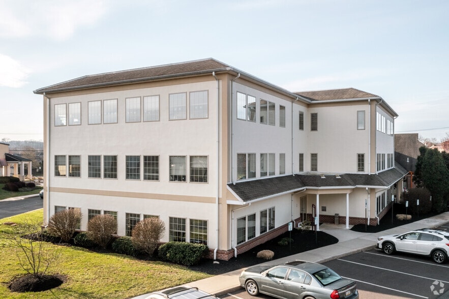 409 2nd Ave, Collegeville, PA to rent - Building Photo - Image 1 of 15