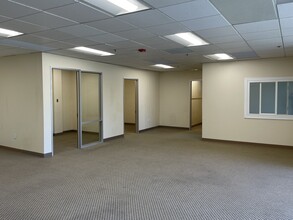 101-103 Callan Ave, San Leandro, CA for rent Interior Photo- Image 2 of 4