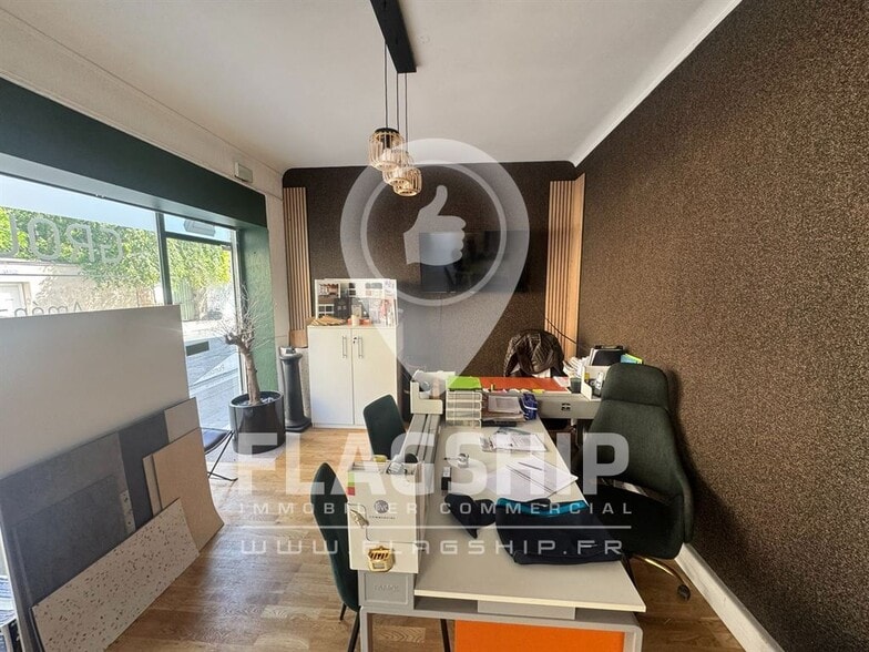 Office in Paris to rent - Interior Photo - Image 2 of 9
