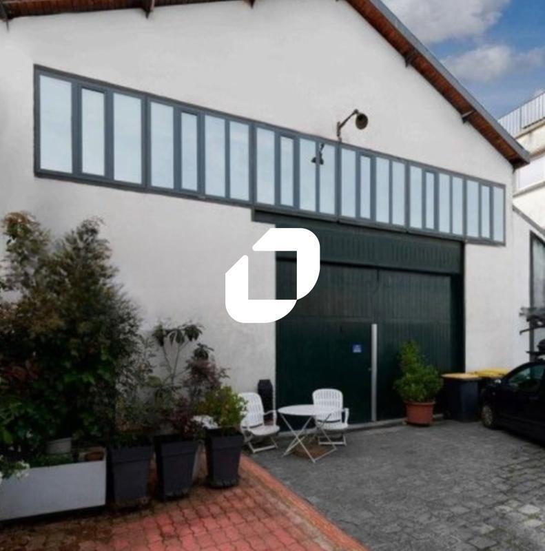 Office in Montreuil for sale Building Photo- Image 1 of 8