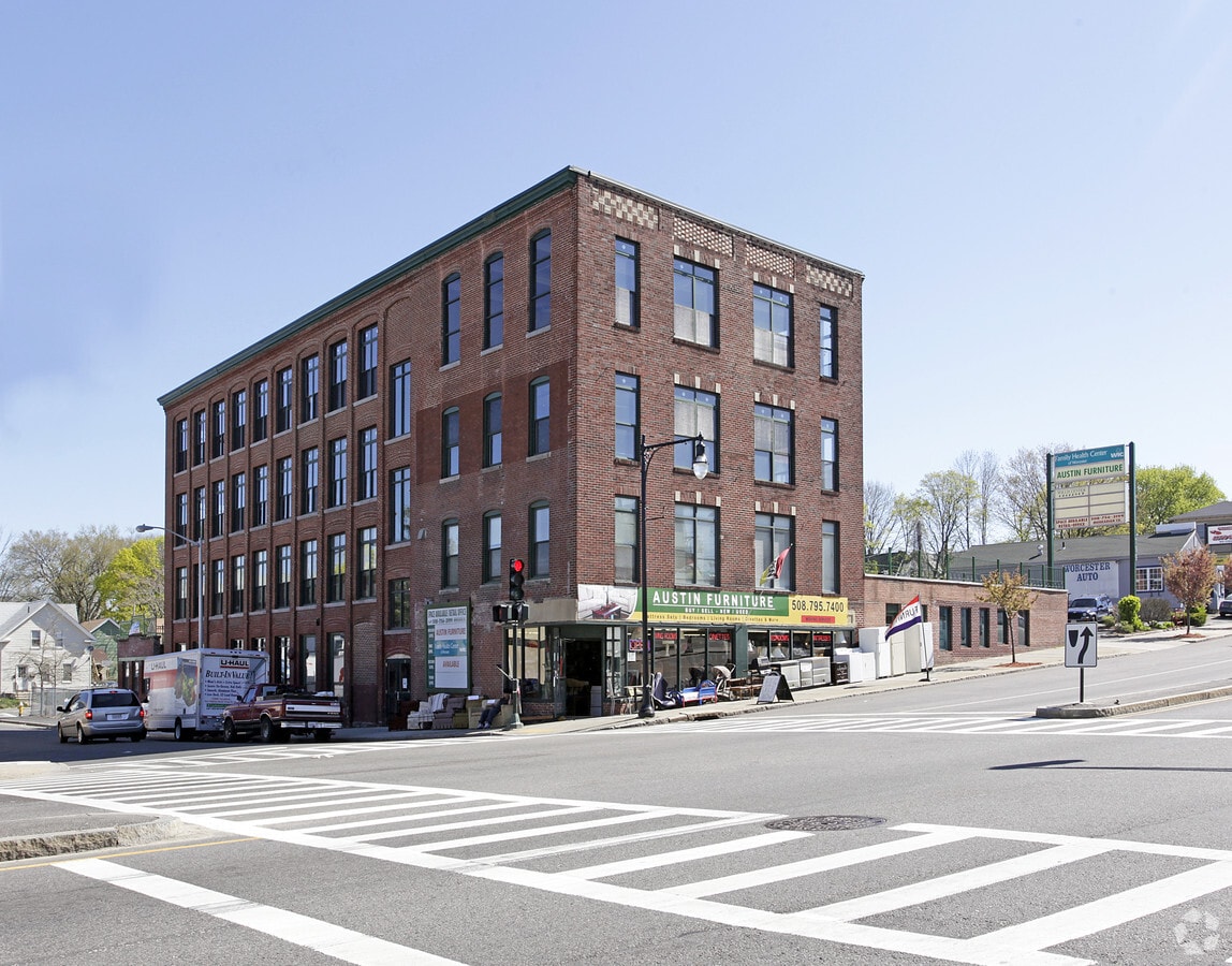 199 Chandler St, Worcester 01609