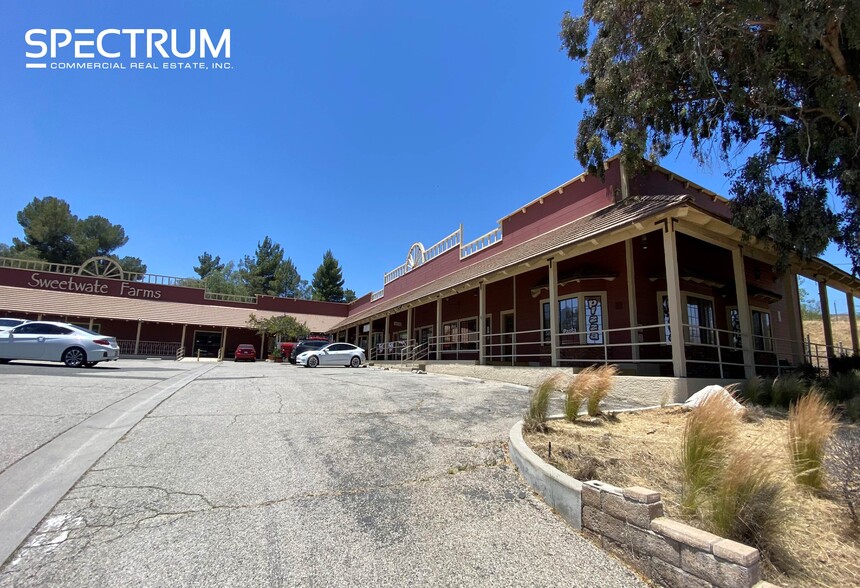 33301-33323 Agua Dulce Canyon Rd, Agua Dulce, CA for rent - Building Photo - Image 1 of 10