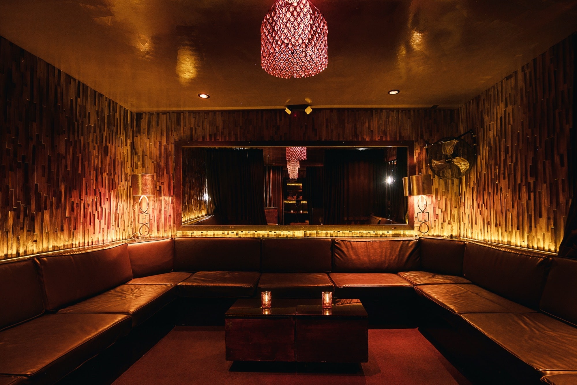 1624-1626 N Cahuenga Blvd, Los Angeles, CA to rent Interior Photo- Image 1 of 10