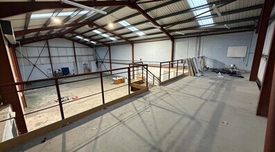 Denmore Rd, Bridge Of Don to rent Construction Photo- Image 1 of 2