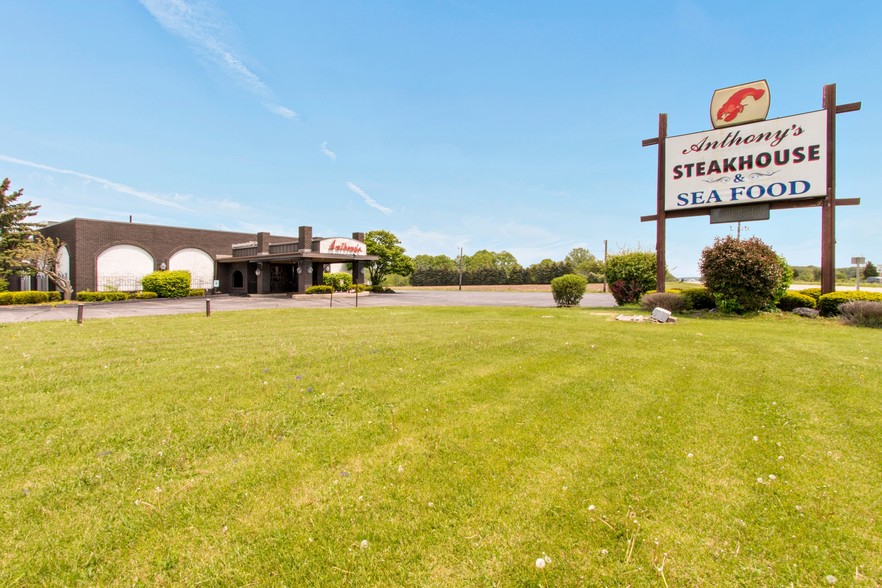 3354 W State Hwy 50, Lake Geneva, WI for sale - Building Photo - Image 1 of 1