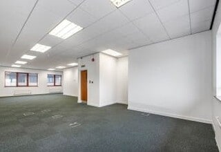 2 Wenman Rd, Thame to rent Building Photo- Image 2 of 6
