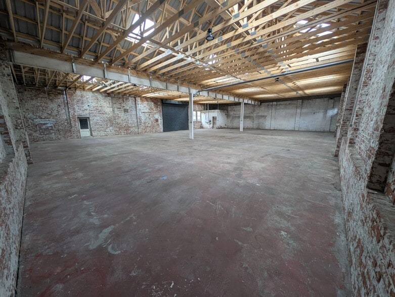 Commercial Rd, South Shields to rent - Interior Photo - Image 3 of 10
