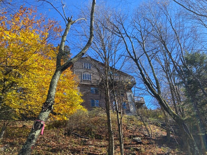 Resort Hospitality Portfolio portfolio of 2 properties for sale on LoopNet.co.uk - Building Photo - Image 2 of 12