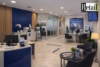 Retail in Madrid, Madrid to rent Interior Photo- Image 2 of 2