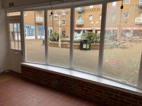 1-40 Village Sq, Brighton to rent Interior Photo- Image 1 of 6