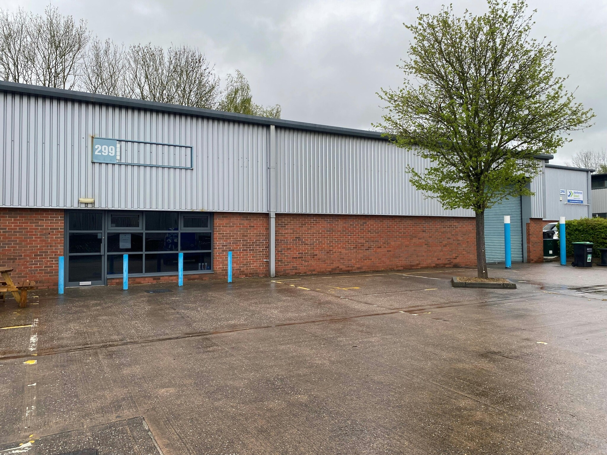 Hartlebury Trading Estate, Hartlebury to rent Building Photo- Image 1 of 17