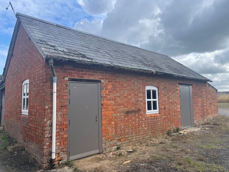Sandridge Lane, Bromham to rent - Building Photo - Image 1 of 1