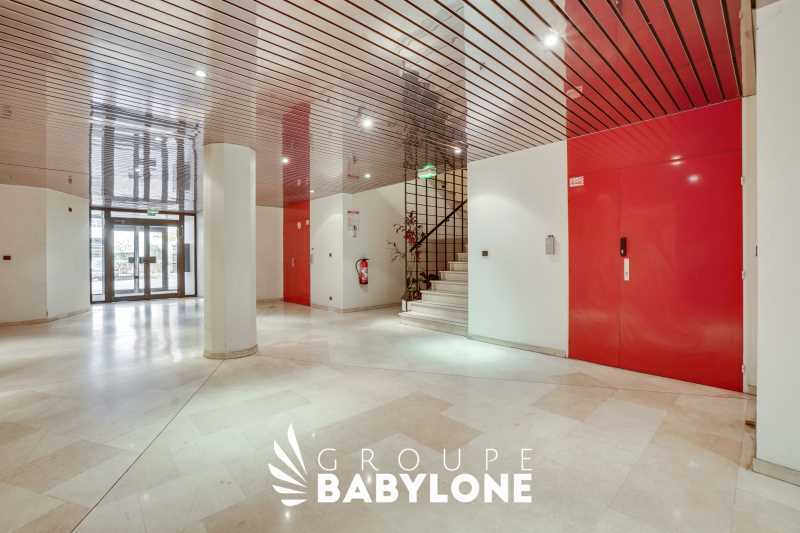 162 Avenue De Stalingrad, Colombes to rent - Lobby - Image 2 of 8