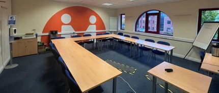 14 Mallard Way, Derby to rent Interior Photo- Image 2 of 4