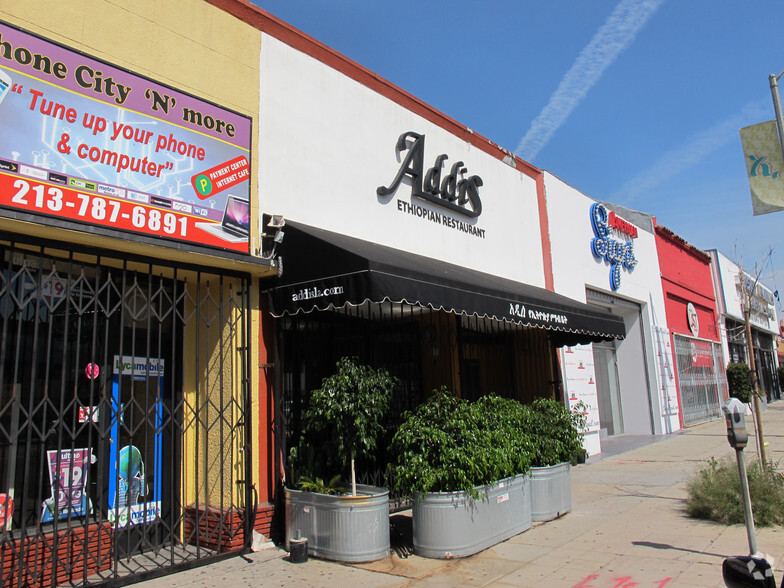 1025-1027 S Fairfax Ave, Los Angeles, CA for rent - Building Photo - Image 3 of 4