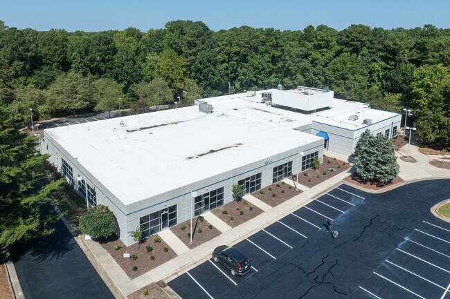 More details for 3300 Gateway Centre Blvd, Morrisville, NC - Office, Light Industrial to Rent