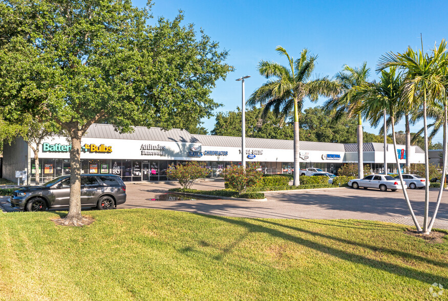 13002 Seminole Blvd, Largo, FL for rent - Primary Photo - Image 1 of 5