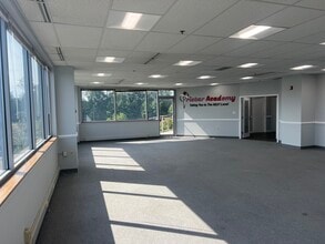 4201 Mitchellville Rd, Bowie, MD to rent Interior Photo- Image 1 of 8