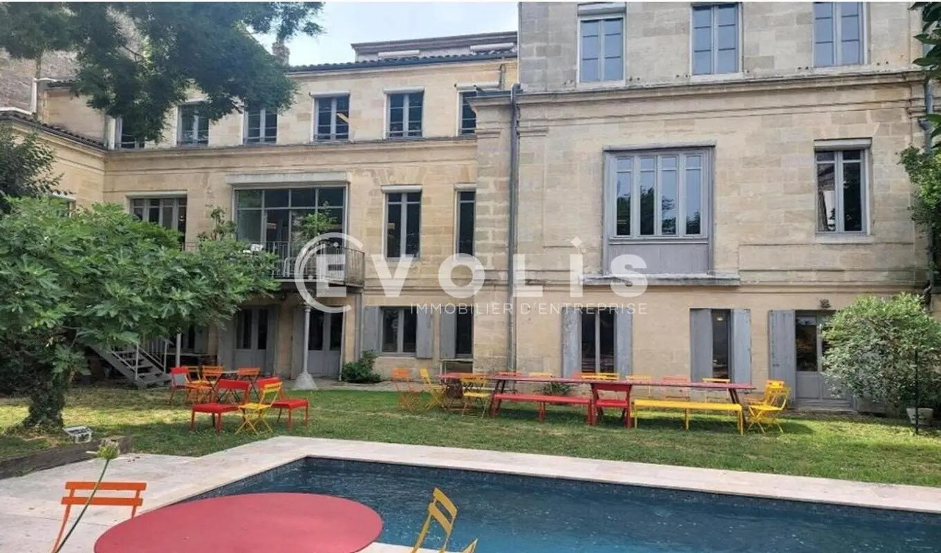 Office in Bordeaux to rent Building Photo- Image 1 of 5