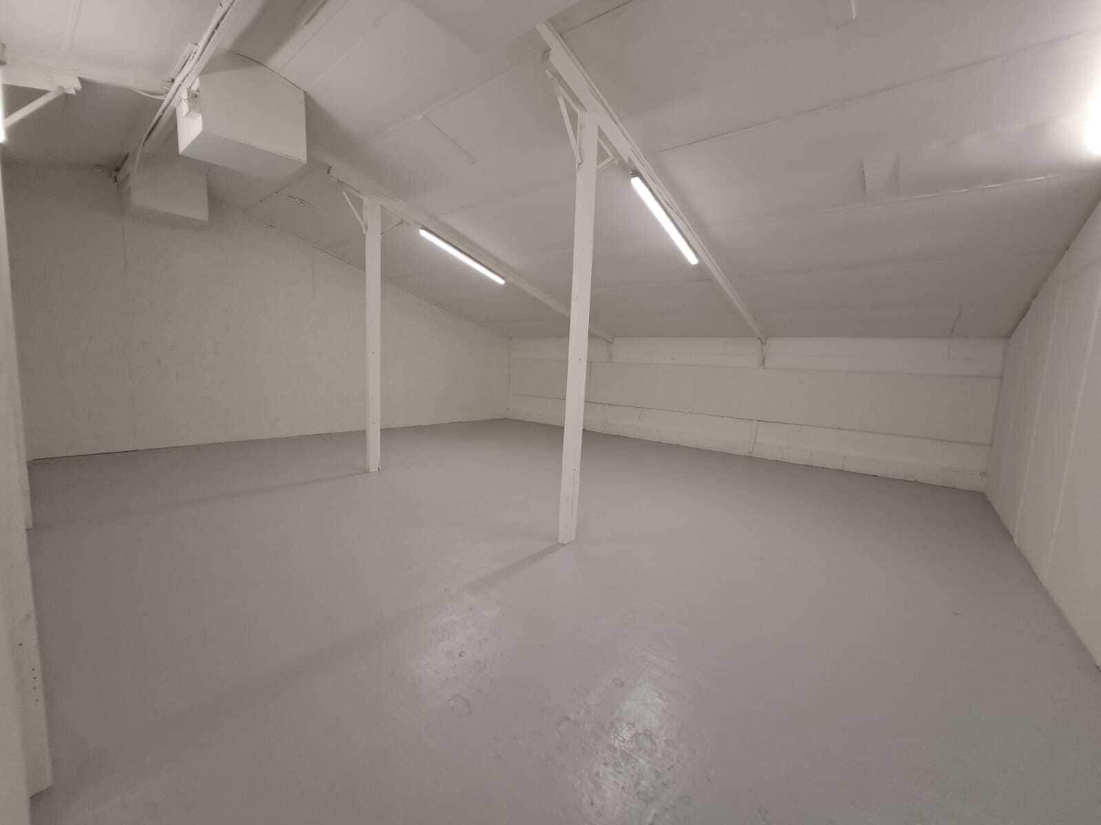 Kimblewick Rd, Aylesbury to rent Interior Photo- Image 1 of 2