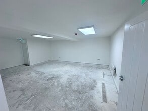 24 Fore St, Bodmin for sale Interior Photo- Image 2 of 3