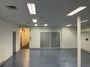 7 Cross Way, Dunfermline to rent Building Photo- Image 1 of 5