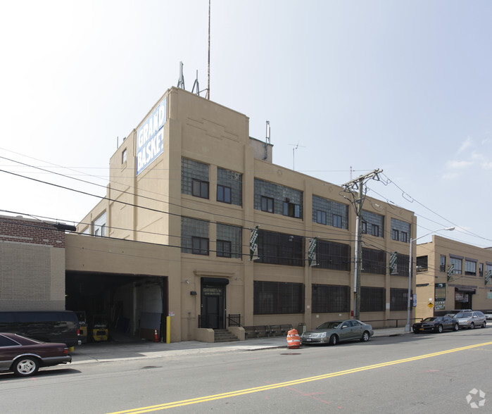 53-06 Grand Ave, Maspeth, NY for rent - Building Photo - Image 1 of 20