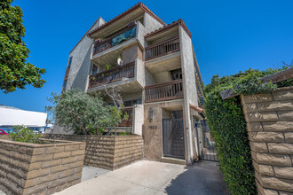 1423 Euclid St, Santa Monica, CA for sale Primary Photo- Image 1 of 24