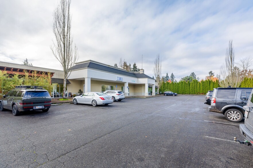 3175-3211 NW Glencoe Rd, Hillsboro, OR for rent - Building Photo - Image 2 of 10